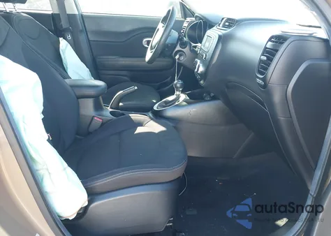 2015 Kia Soul z USA, uszkodzony, nr VIN KNDJN2A24F7219786